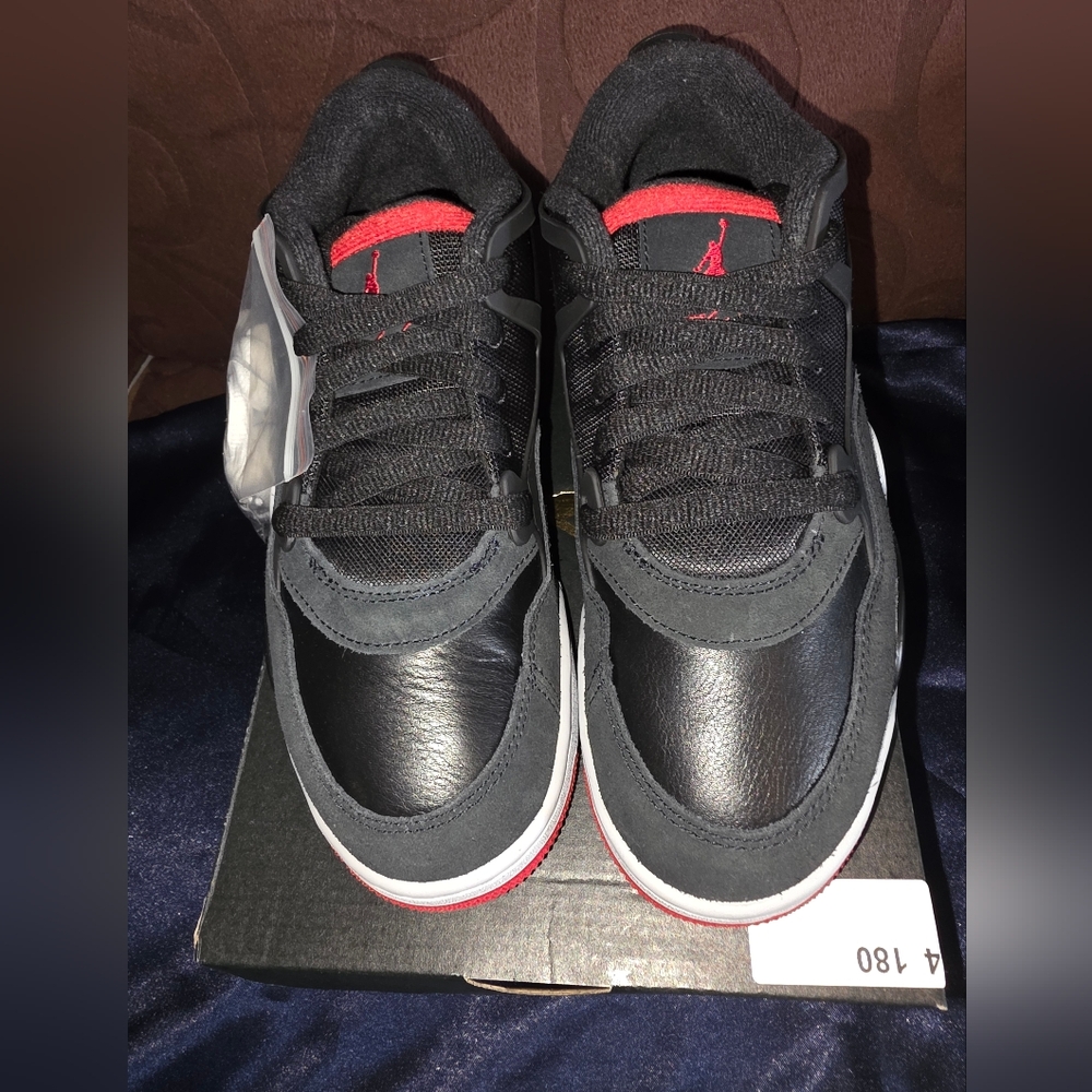 Jordan Air 4 RM Black and Red Sneakers Y6.5/ 8W. NWOT